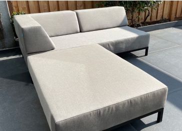 Außenkissen für die Rückenlehne einer Bank in Keilform