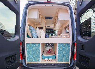 Faltbarer Topper mit unterem linken Schnitt