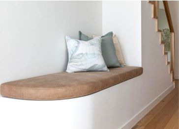 Quadratischer Schaumstoff, Halbkreis links